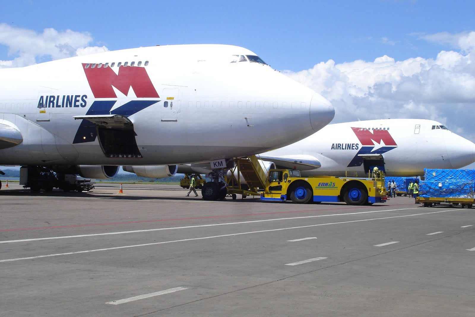 Cargo aircraft loading at Entebbe International Airport — Mashamba's Ugandan airfreight export process guide