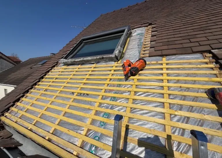 Rénovation toiture liteaunage et écran sous-toiture Isère