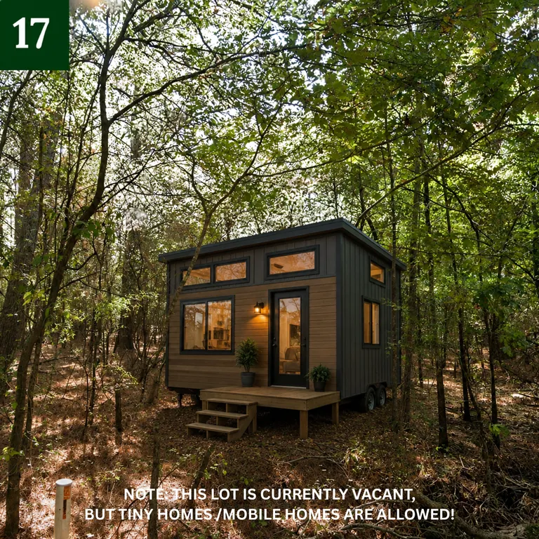 Mobile Home, Tiny Home + lot in Pine Bluff