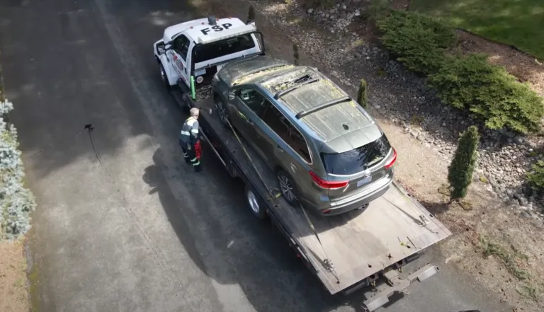 24 hour towing service truck in southwest Denver metro