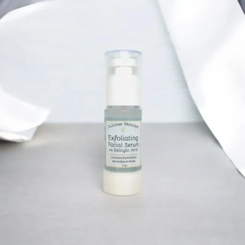 2% Salicylic Exfoliating Face Serum (oily/acne-prone skin types only)
