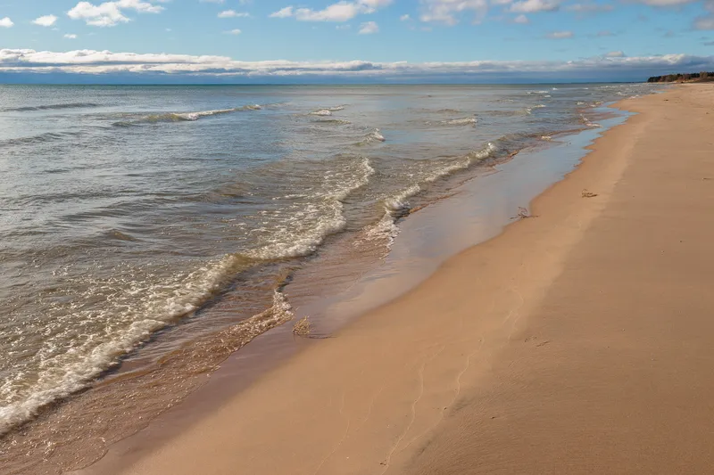 SILENT BEACH