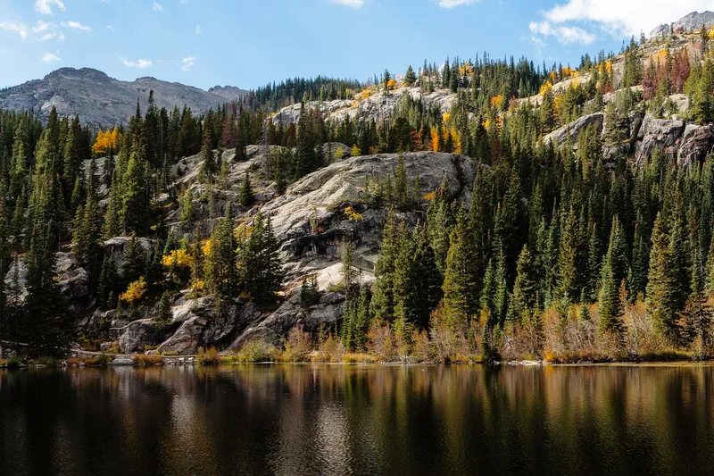 BEAR LAKE IN AUTUMN