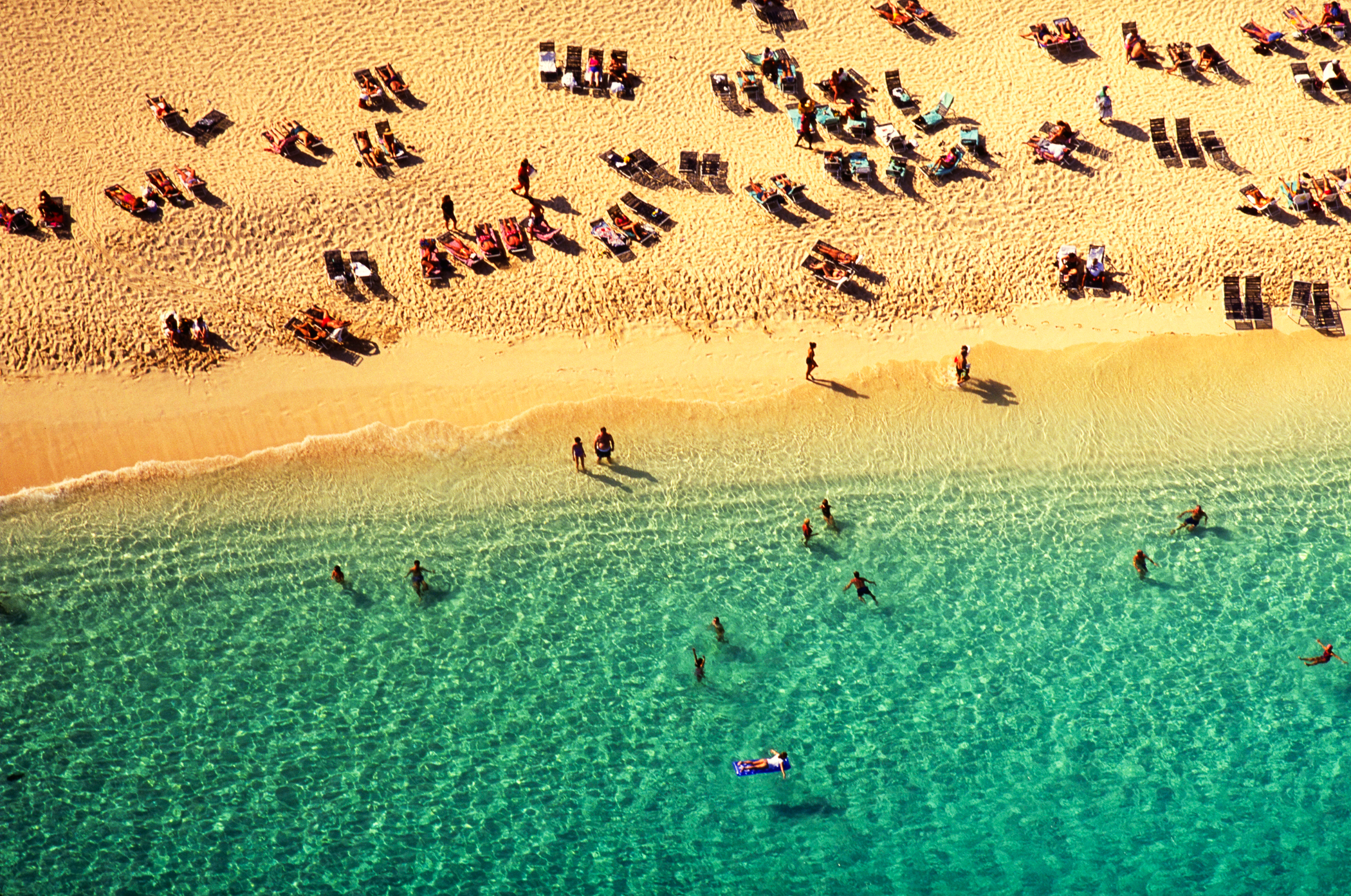 CABBAGE BEACH –  Paradise Island, Bahamas