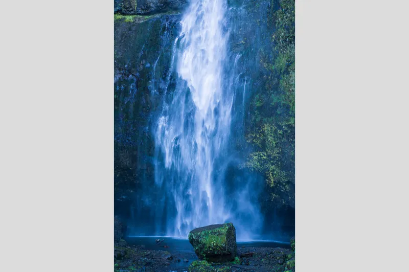 MULTNOMAH FALLS – Multnomah County, Oregon