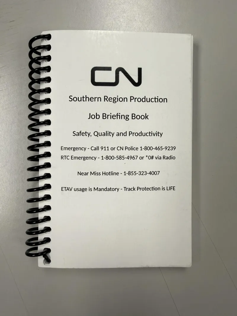 Job Briefing Books (3 5/8"x5 1/2")