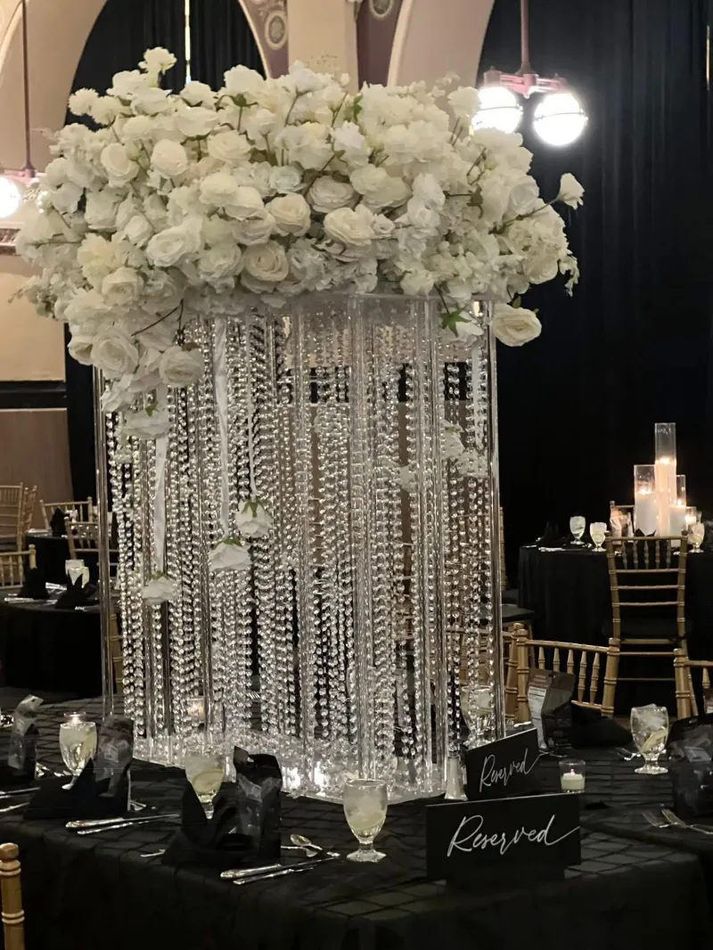 ✨🌸 💎 Luxury Crystal Chandelier Floral Centerpiece Rental