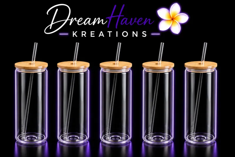 25oz Snowglobe Glass Tumbler with Bamboo Lid & Plastic Straw