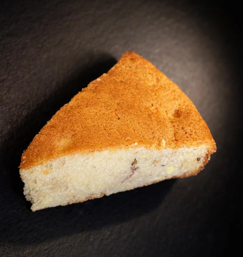Classic Banana Cake