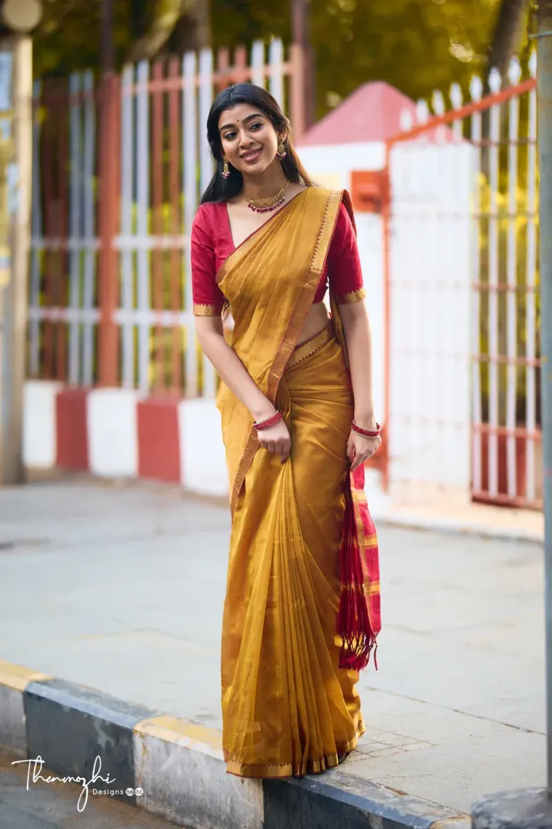 graceful mangalagiri saree