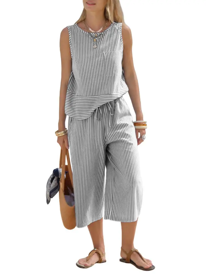 Striped Matching Set Sleeveless Top Capri Pants 
