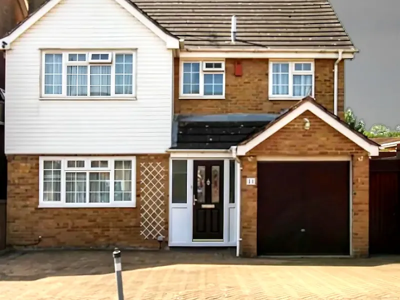 Front of a detached house in Earley