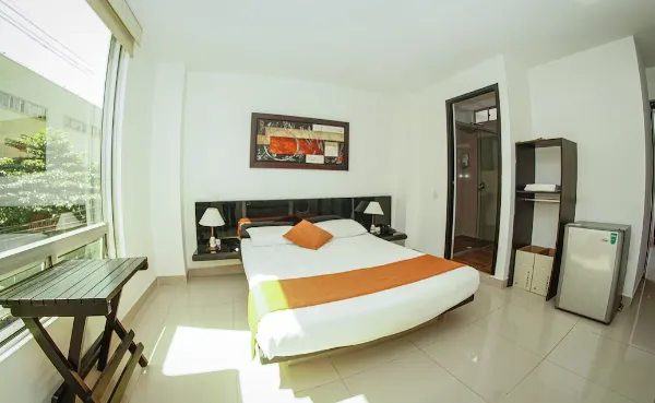 Hotel Tik Poblado — Standard Room | 5-Night EDC Colombia Package