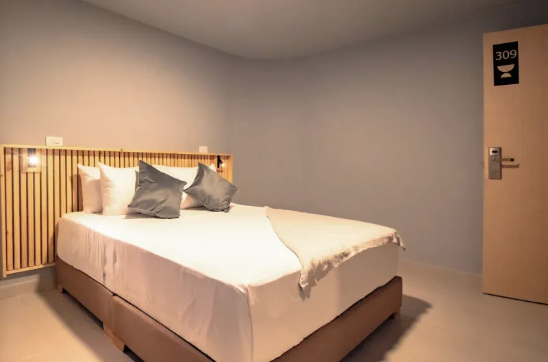 Hotel Leviu Poblado — Standard Room | Hotel Only, Oct 9–13