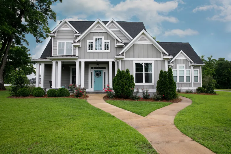 Craftsman home exterior