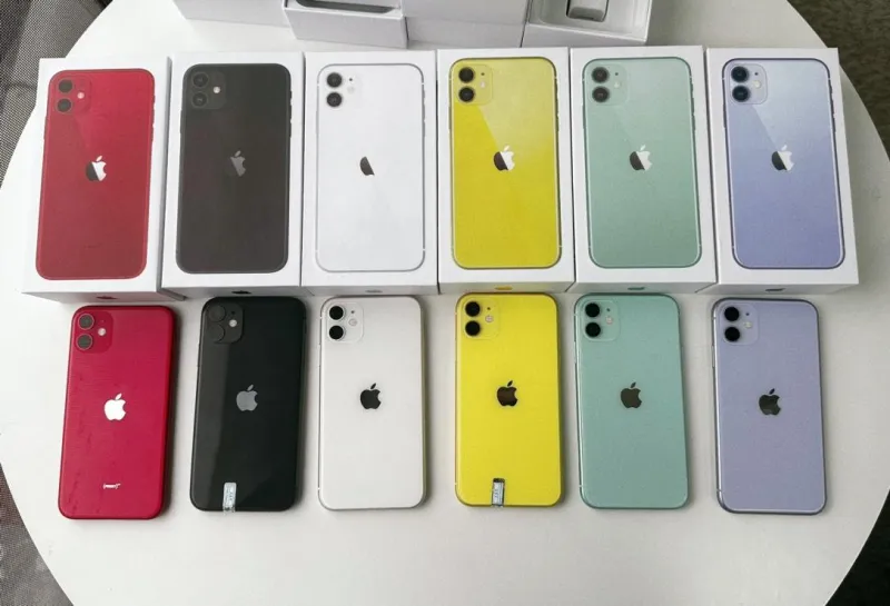 iPhone 11 — 64GB/128GB/256GB