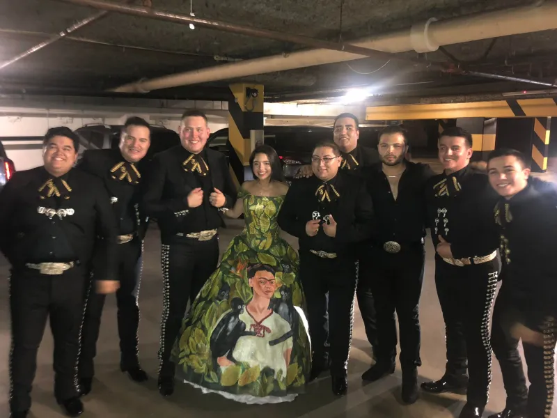 Mariachi Juvenil Grullense con Ángela Aguilar