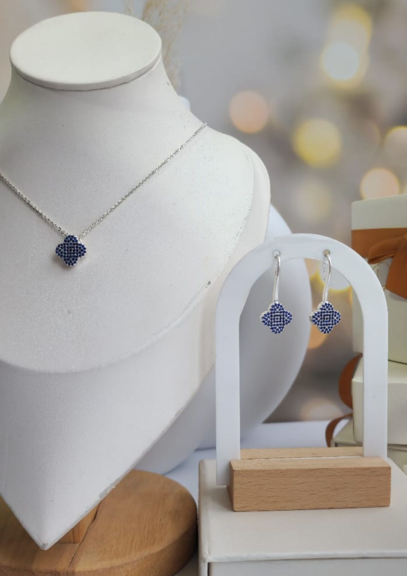 Set Trébol Azul - Aretes y Dije