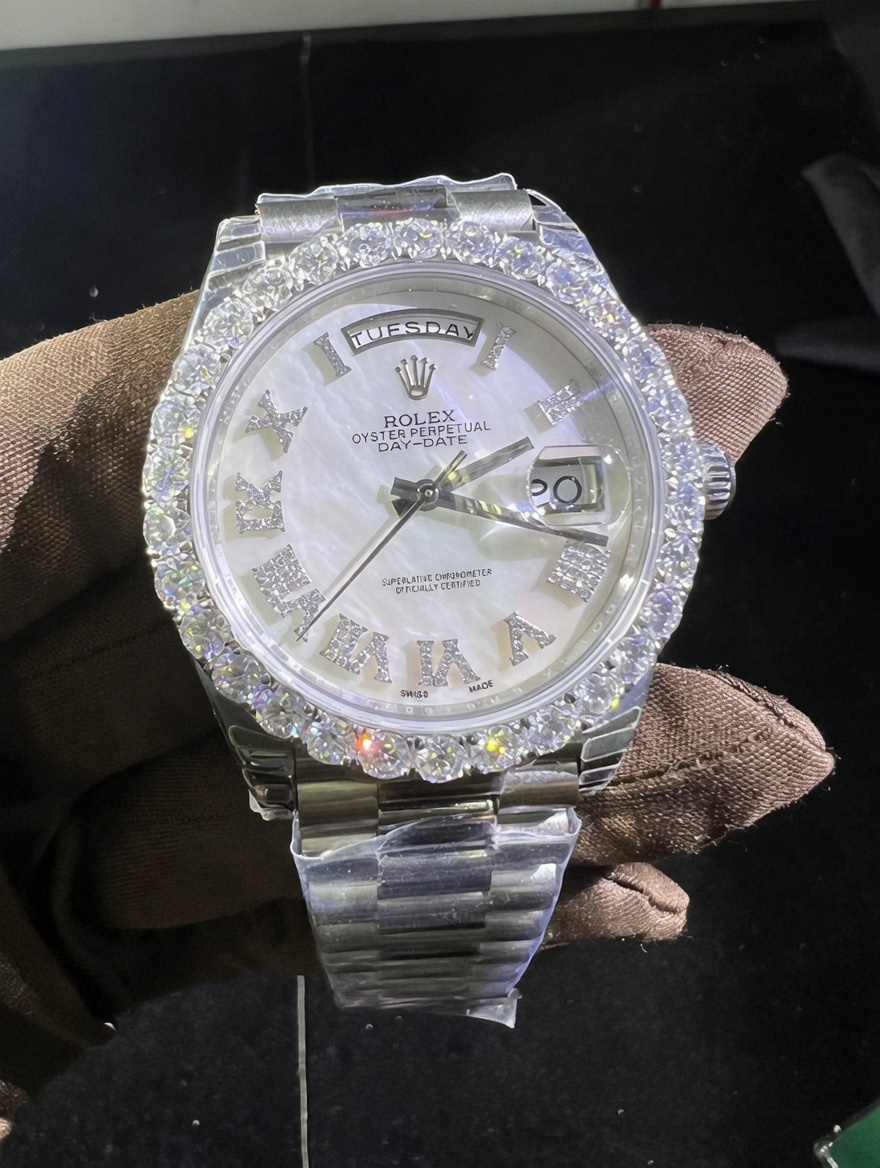 TRJC VVS Moissanite R0lex d@yd@te m228236 40MM | White Gold