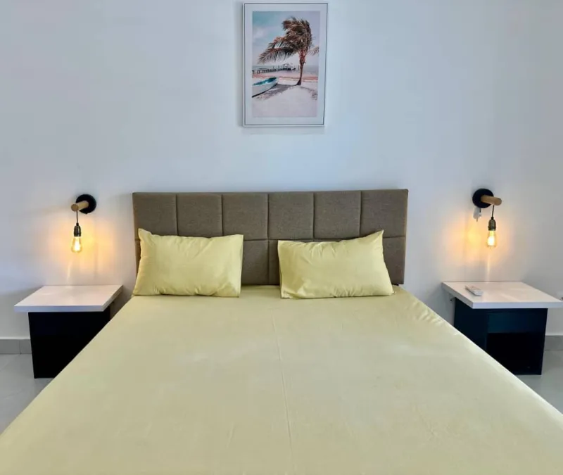 A LOUER - VILLA - SOMONE