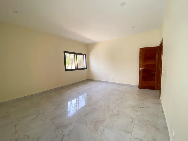 À LOUER - VILLA BUREAUX - ALMADIES