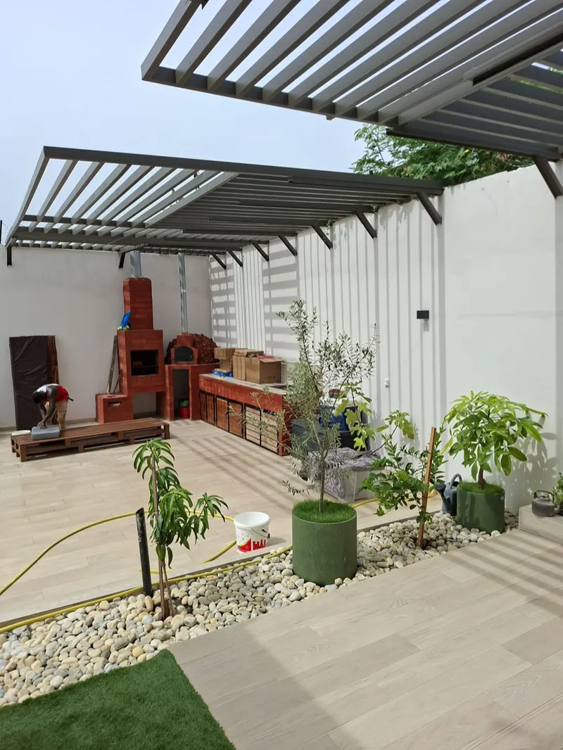 À VENDRE – COMPLEXE MEUBLÉ AVEC 2 PISCINES - SOMONE
