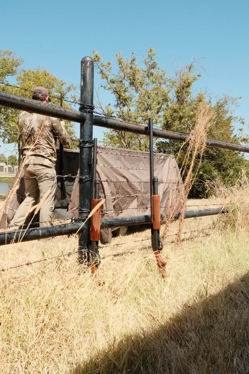 Pit Blind Magnetic Gun Rest