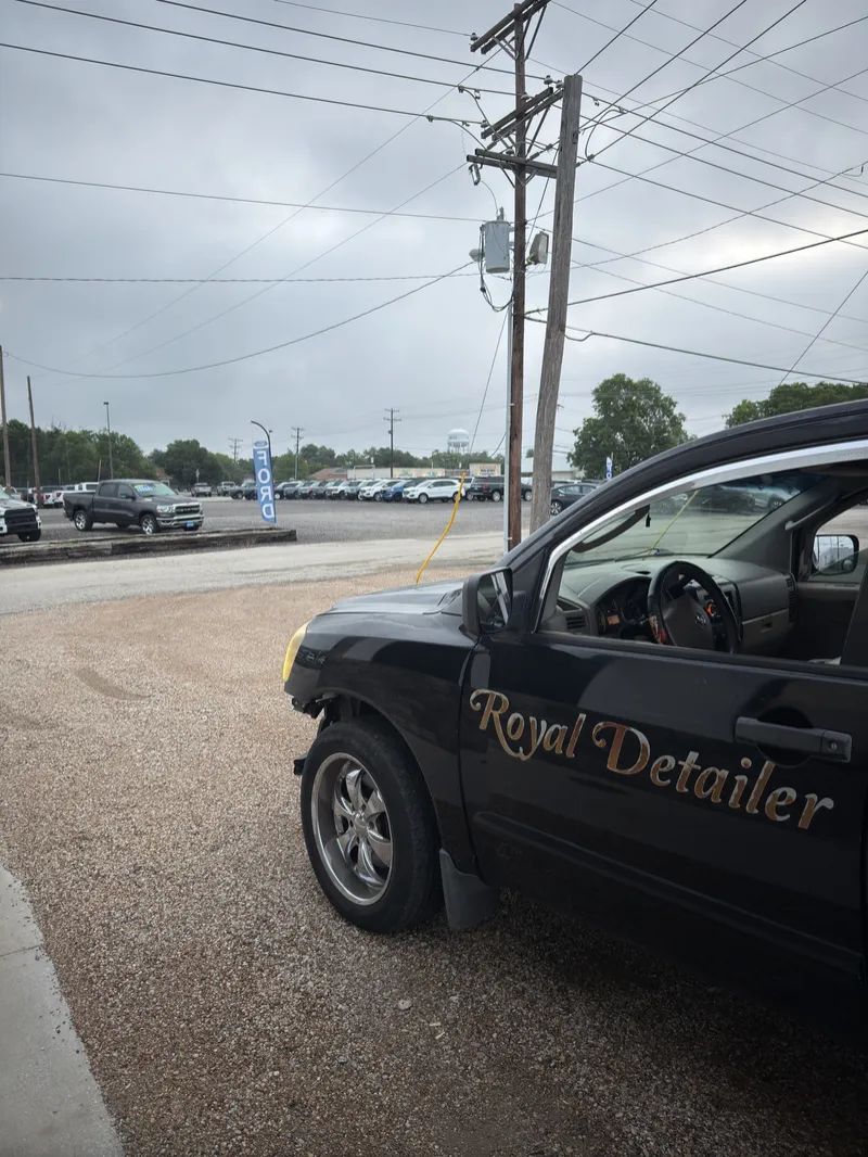 Royal Detailer work van