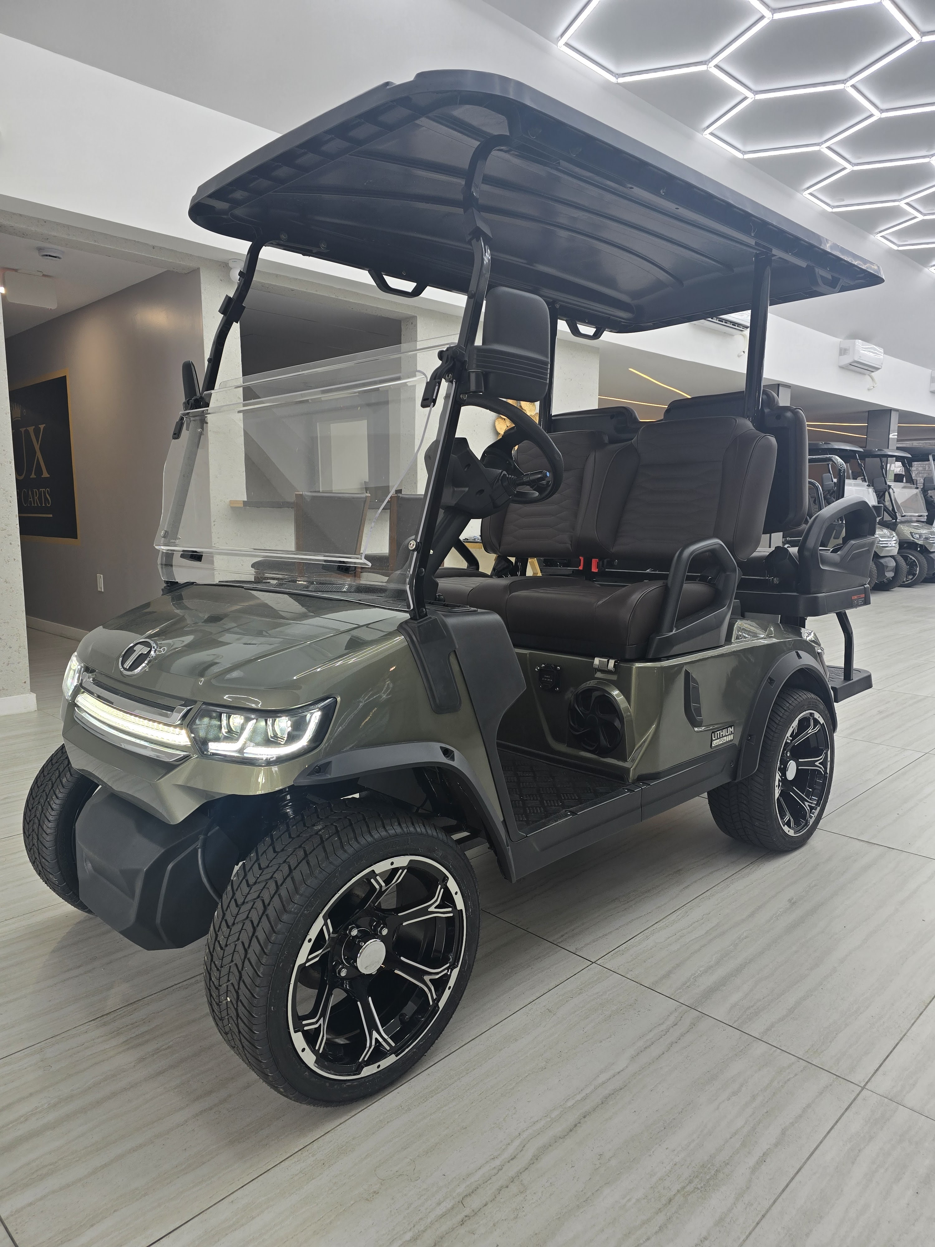 2026 Tara Summit Air 4 Lithium Golf Cart