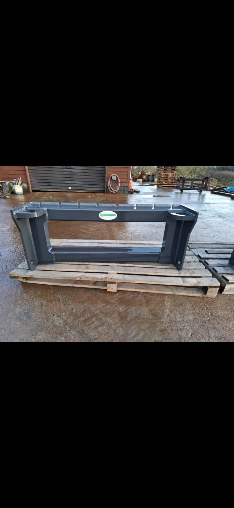 20 Inch Pin and Cone Pallet Fork Carriage