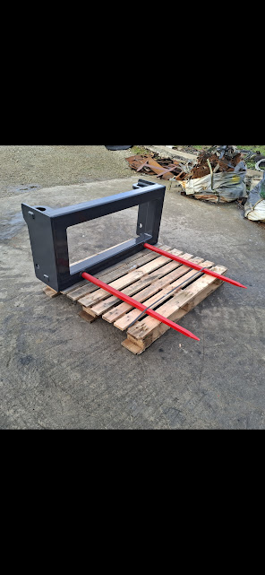 Pin and Cone Bale Spike