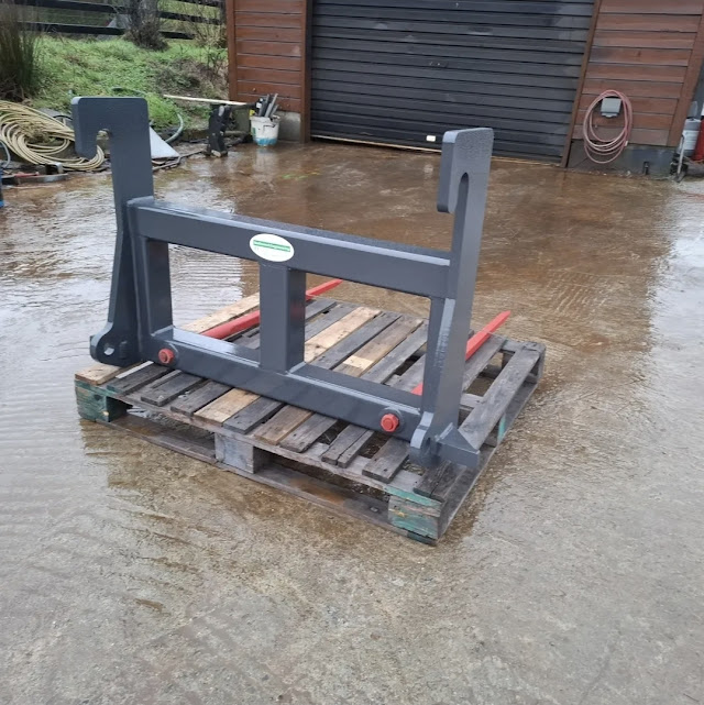 JCB Q-Fit Bale Spike
