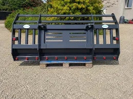 8 ft Pin & Cone Contractor Spec Muck Fork