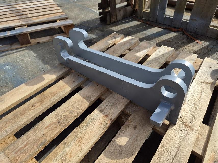 JCB / Volvo Loading Shovel Brackets – 30mm