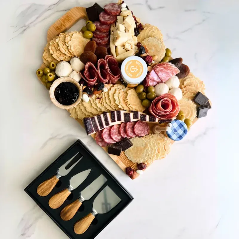 Platterful, Charcuterie Kit - 1 Wooden Board & 1 Cheese Knife Set Included - DM