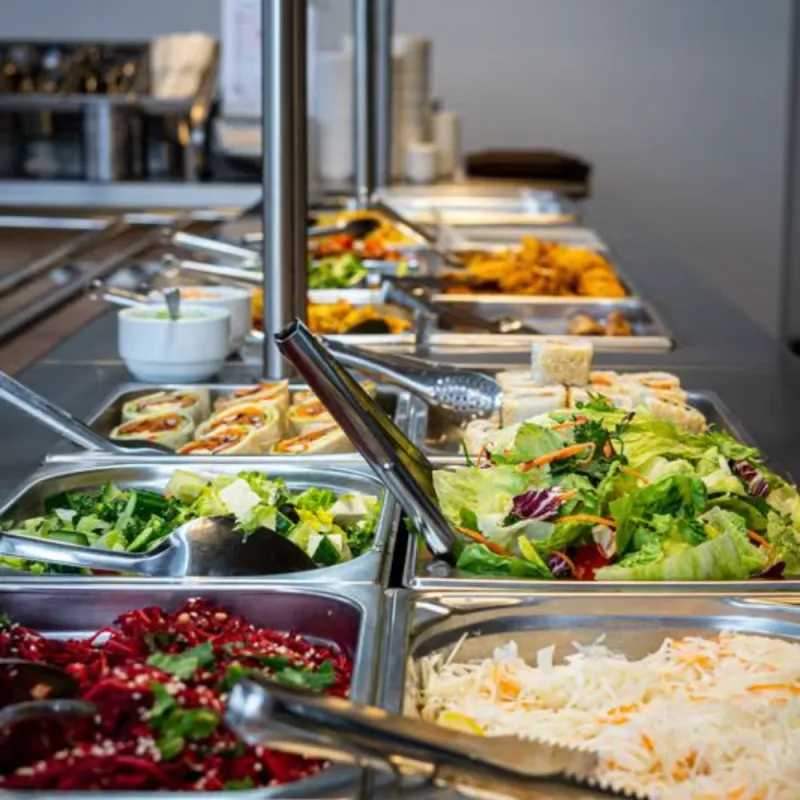 Čerstvé veganské jídlo Veganland