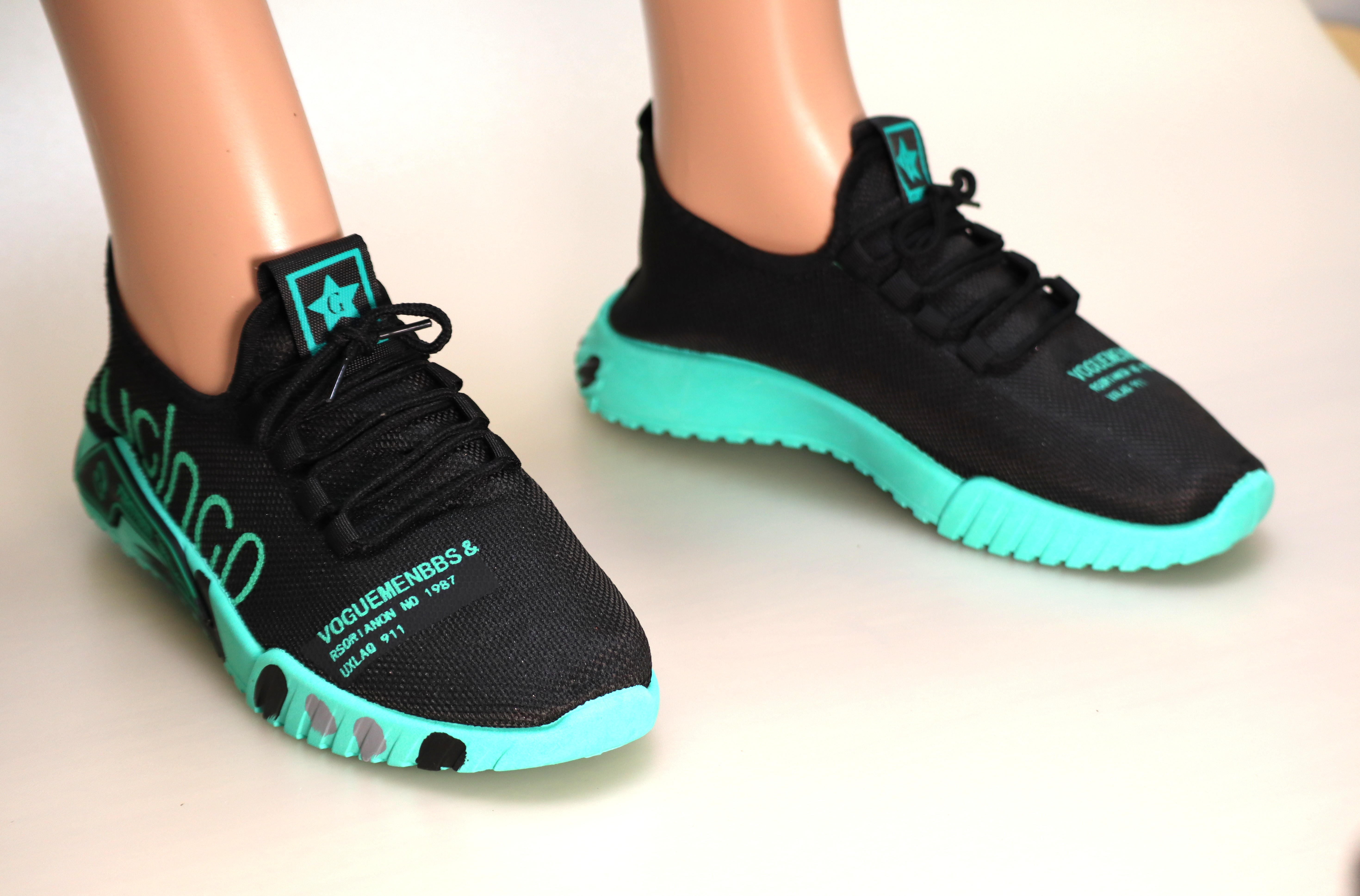Vogue Mesh Walking Shoe - Black & Turquoise