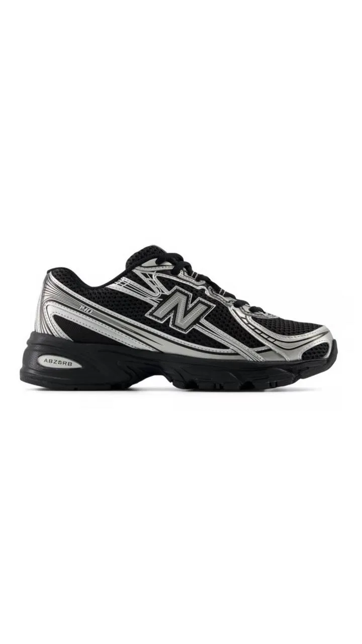 New Balance 740 Sneakers | Black