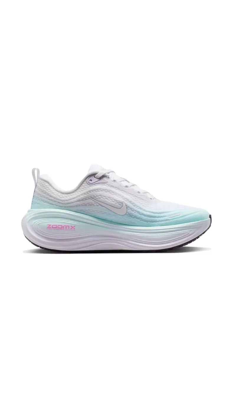 Nike Vomero Plus sneakers 