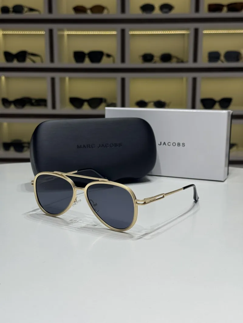 Marc Jacobs 