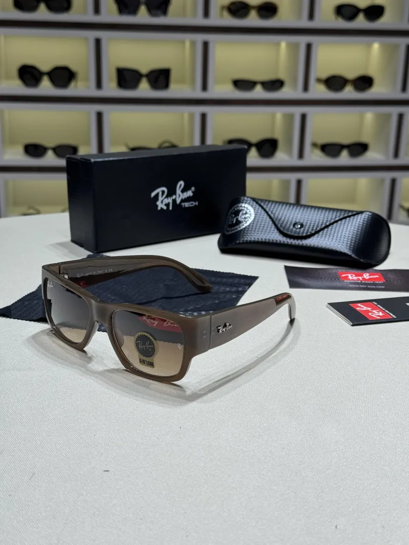 Ray ban