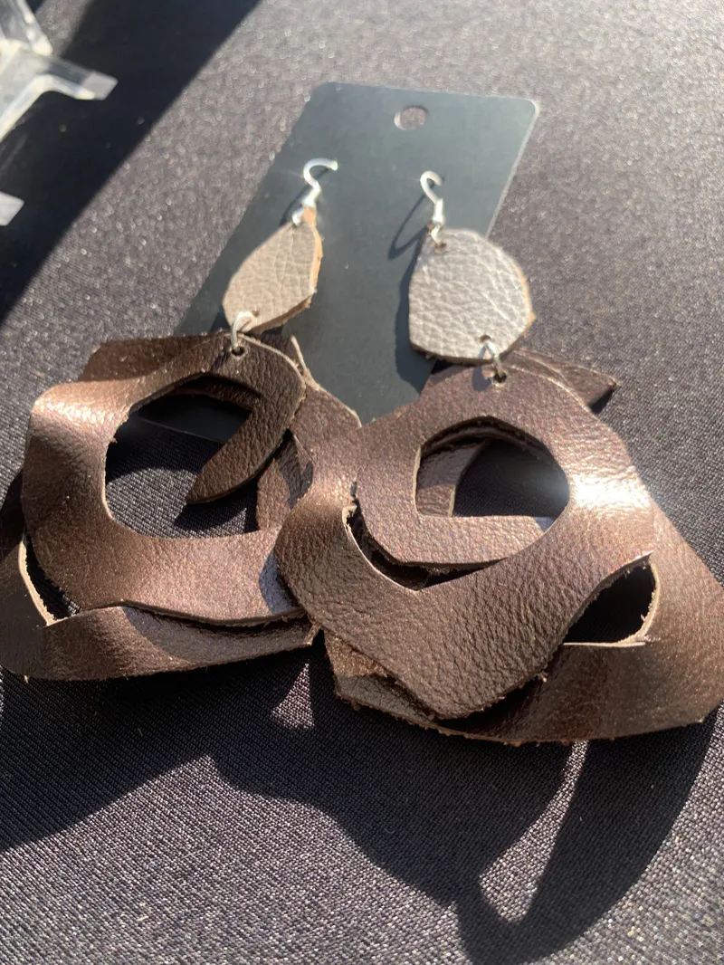 Leather Earrings: Style O