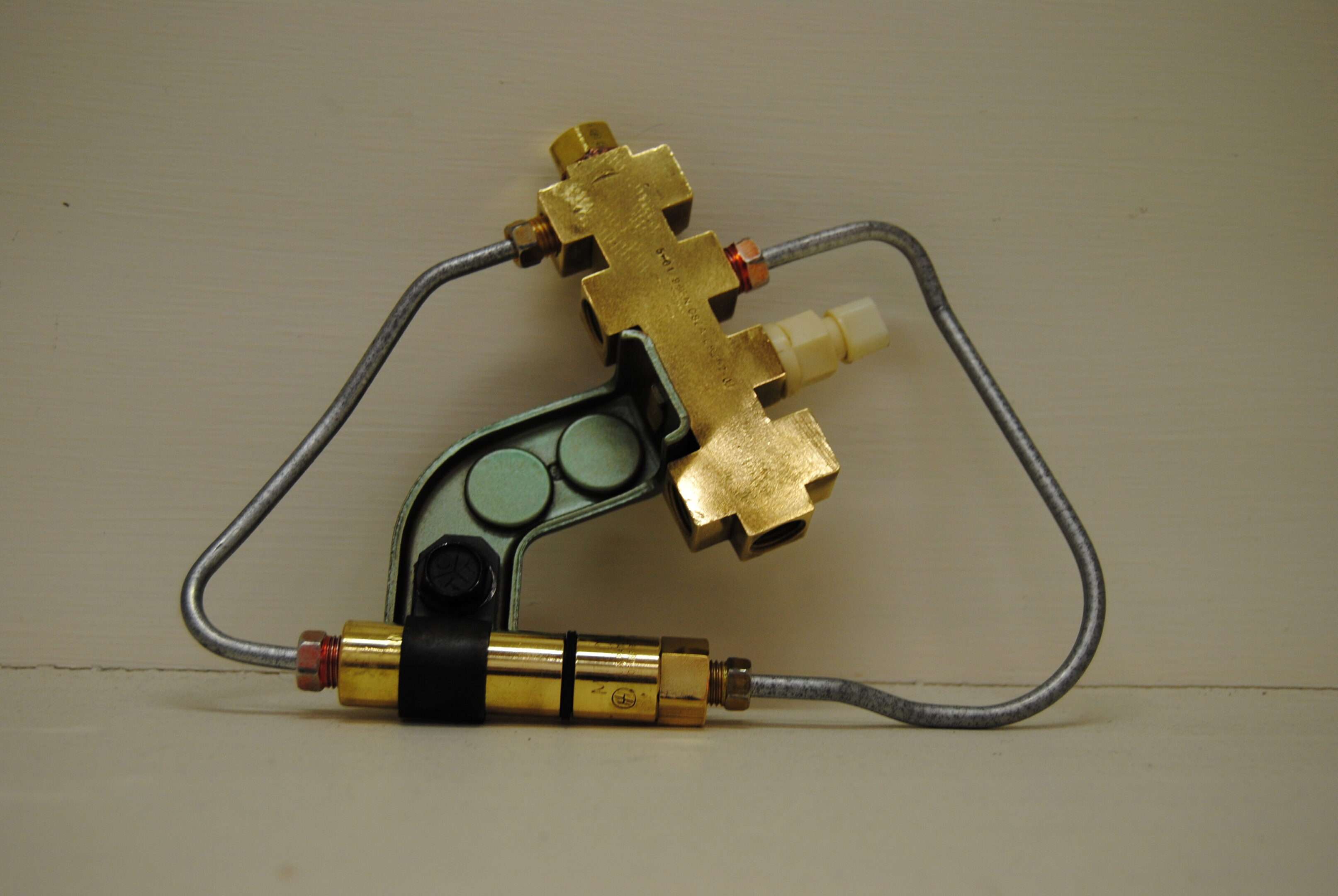 Disc Brake Proportioning Valve Assy