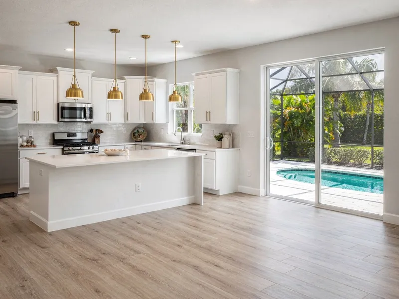 Bright modern kitchen
