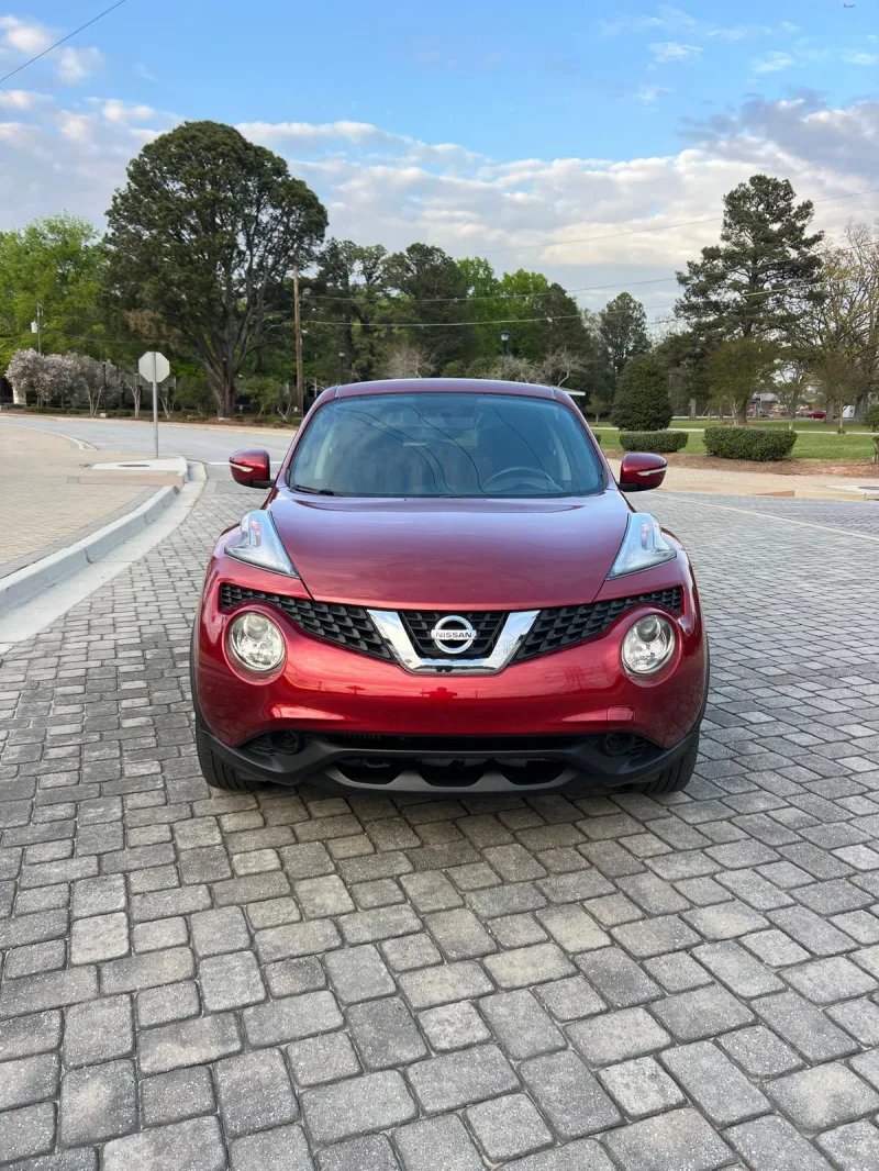 2015 NISSAN JUKE