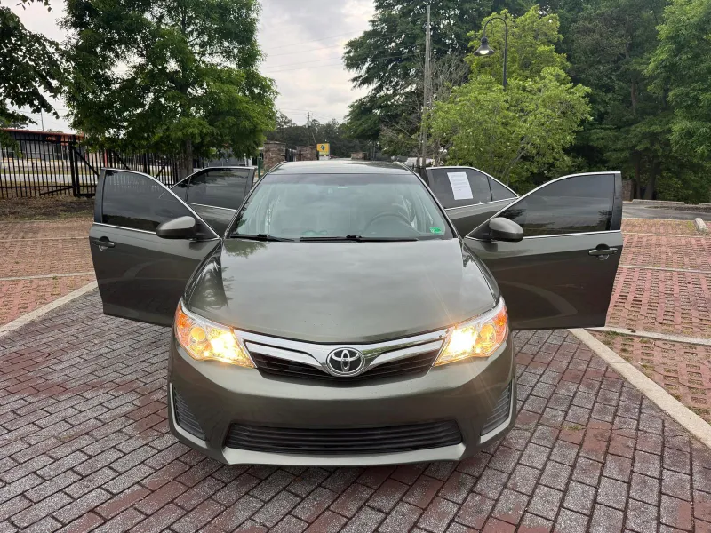 2013 TOYOTA CAMRY