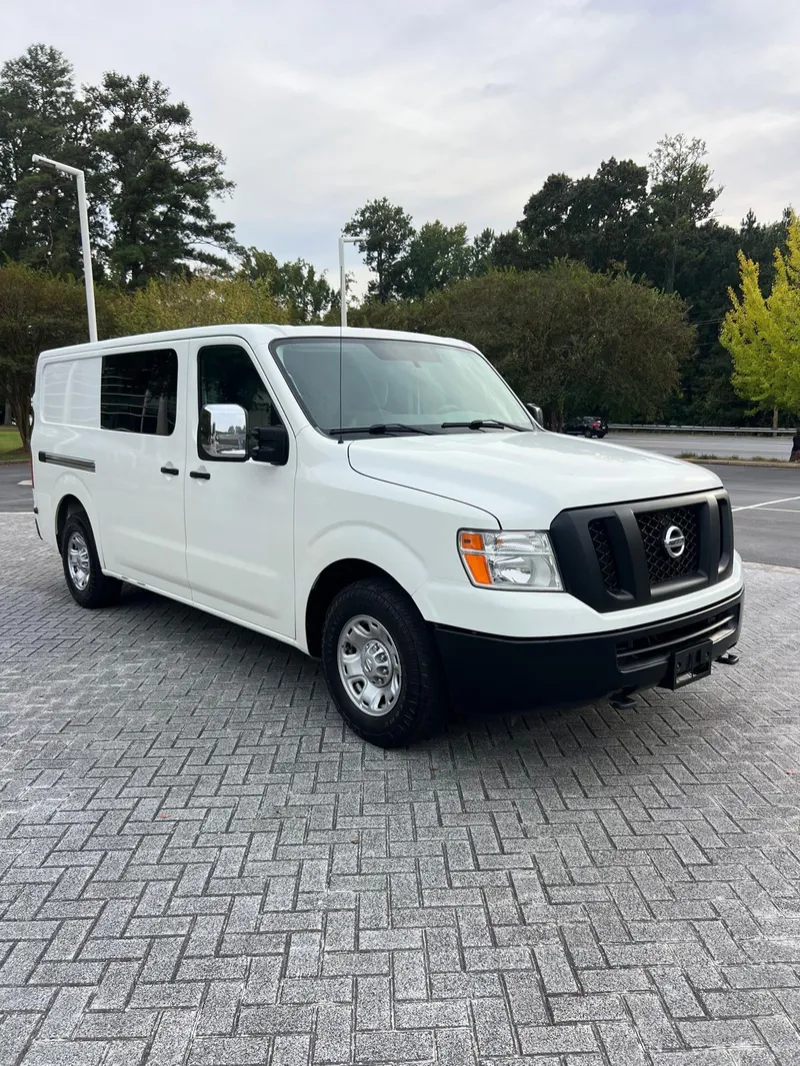 2019 NISSAN NV