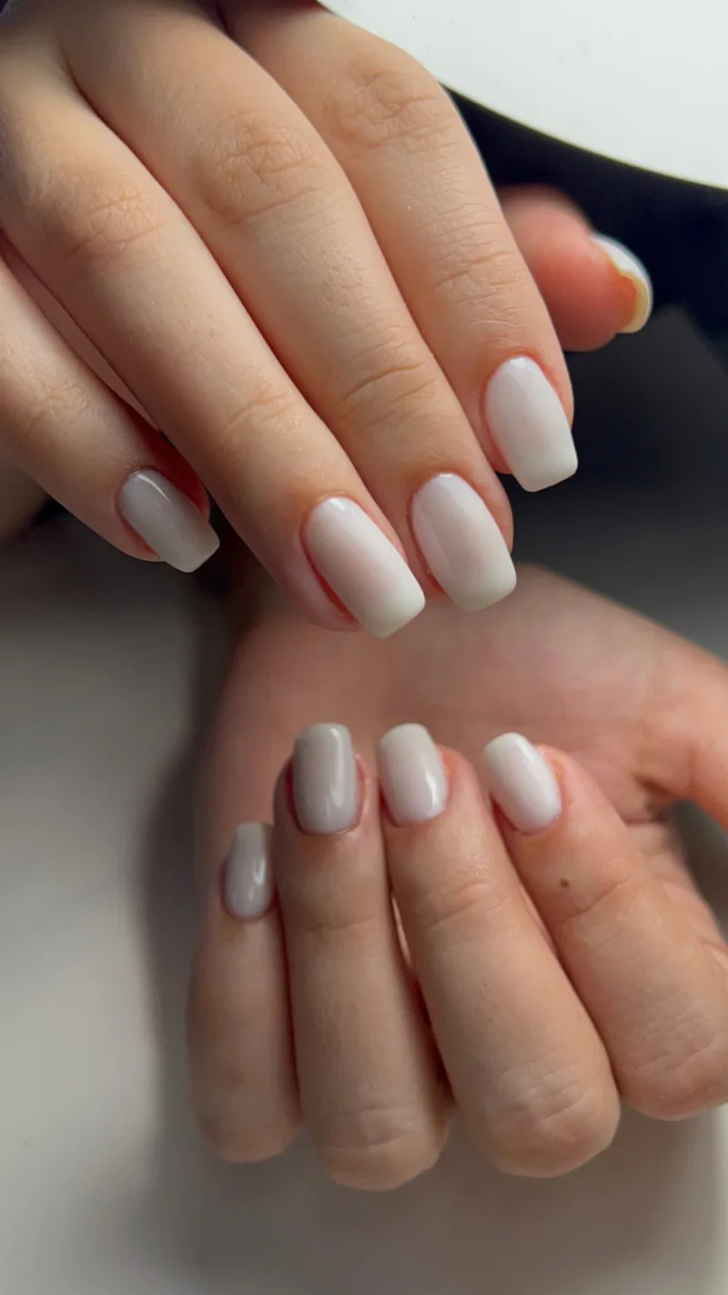 Basic Manicure / Pedicure