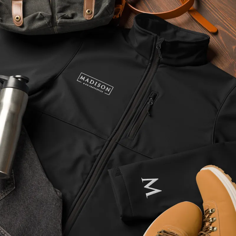Sweatshirts & Jackets