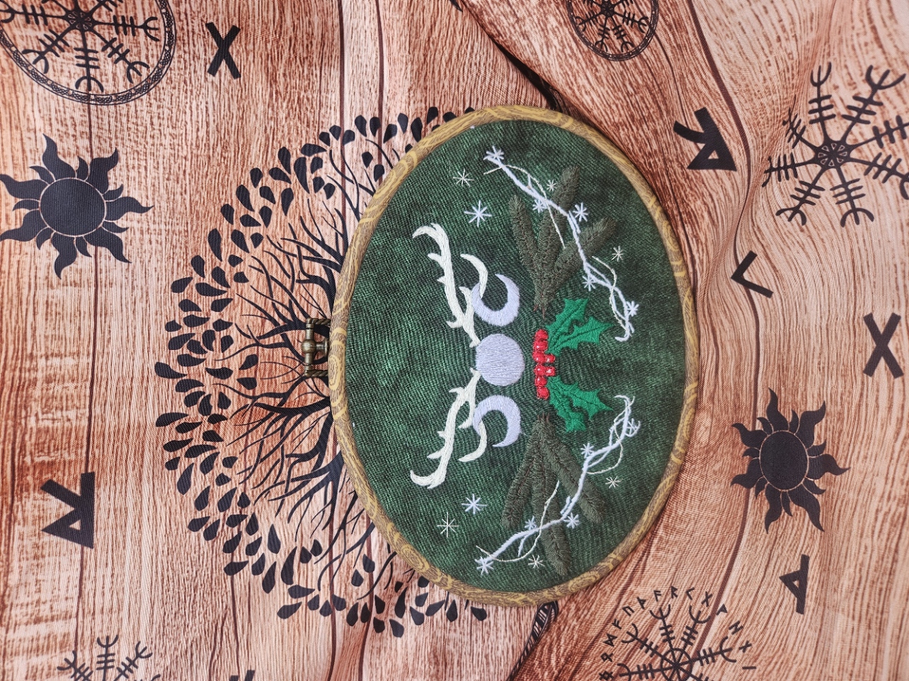 Green Yule art
